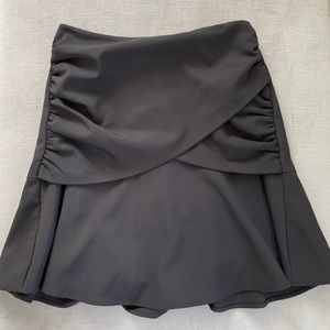 NOT AVAILABLE Club Monaco Black Ruffle Skirt Flared Size 6